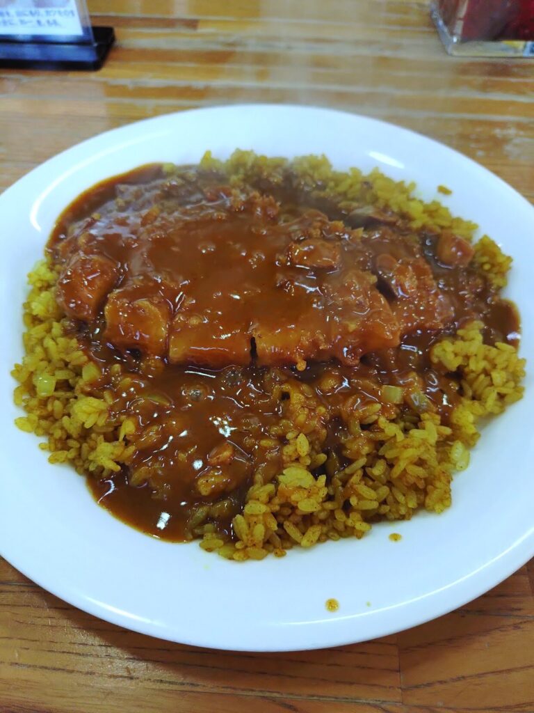 カレーショップきしばた,静岡,吉田町,榛原郡,キシバタ,カレー,人気,ランチ,吉田,定休日,駐車場,営業時間,ドラカツ,ドライカレー,カツカレー