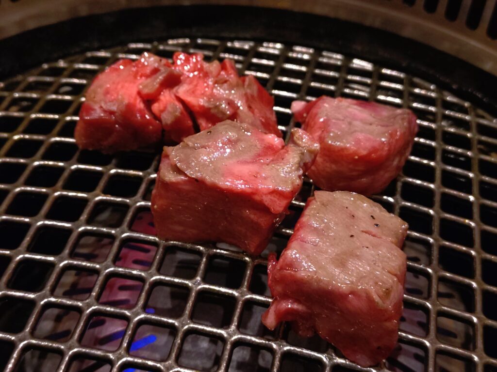 静岡,清水,焼肉,びっくり屋,個室、k喫煙,子ども連れ,おすすめ,駐車場,びっくり屋,定休日,営業時間,予約,メニュー,コース