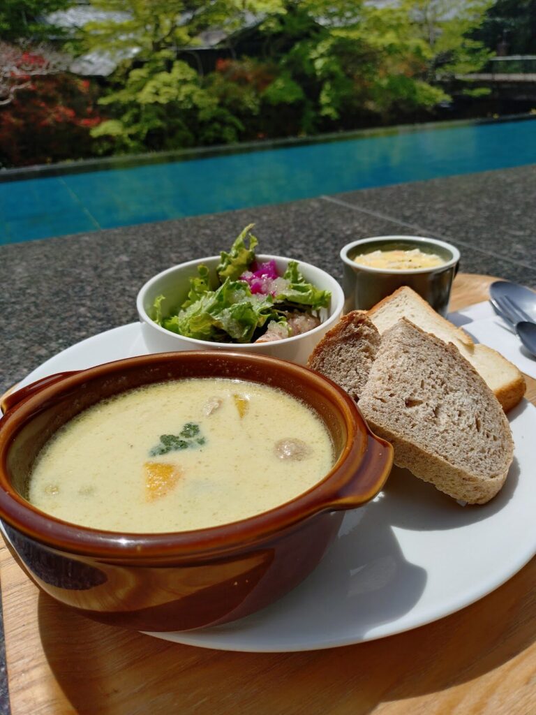 ベーカリー＆テーブル東府や, 修善寺,カフェ,足湯, 伊豆,パン, おしゃれ, 東府やベーカリー ,東府や,メニュー, ランチ,人気,とうふや,足湯,静岡,パン,モーニング,定休日,営業時間,予約