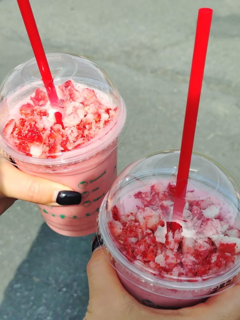 富士宮,レッドパール,ドリンク, レ富士, カフェ,静岡,いちごドリンク,
いちご狩り,定休日,いつまで,駐車場,営業時間,子ども,いちご狩り,いちご摘み,やってる