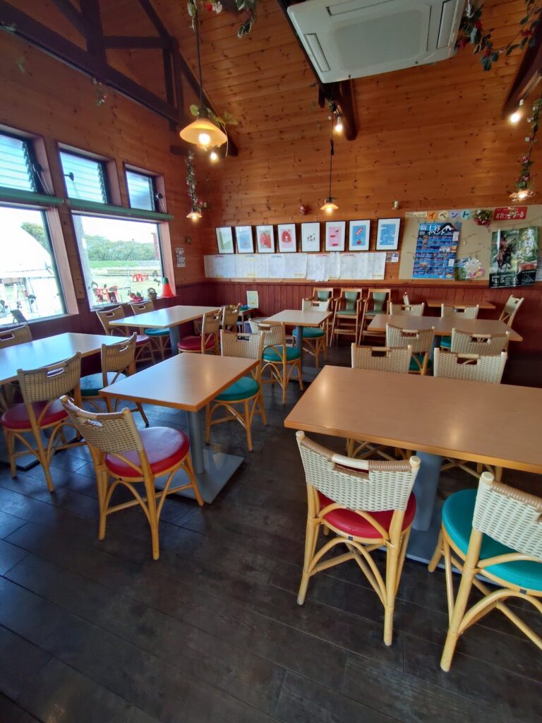 富士宮,レッドパール,ドリンク, レ富士, カフェ,静岡,いちごドリンク,
いちご狩り,定休日,いつまで,駐車場,営業時間,子ども,いちご狩り,いちご摘み,やってる