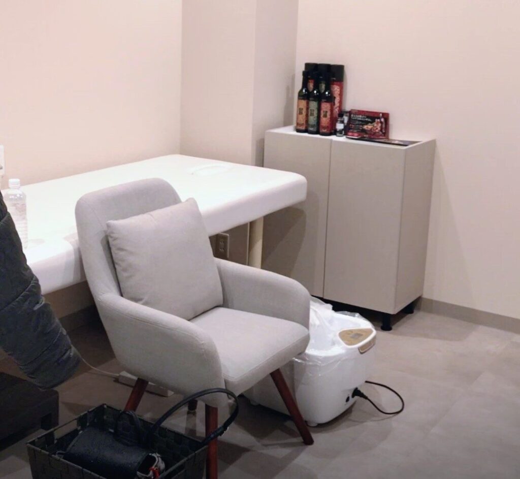 静岡,ゴッドクリーナー,デトックス,毒素,サロン,どこ,静岡駅近く,Surrender,サレンダー,駐車場,ヘッドスパ,マッサージ,ピーリング