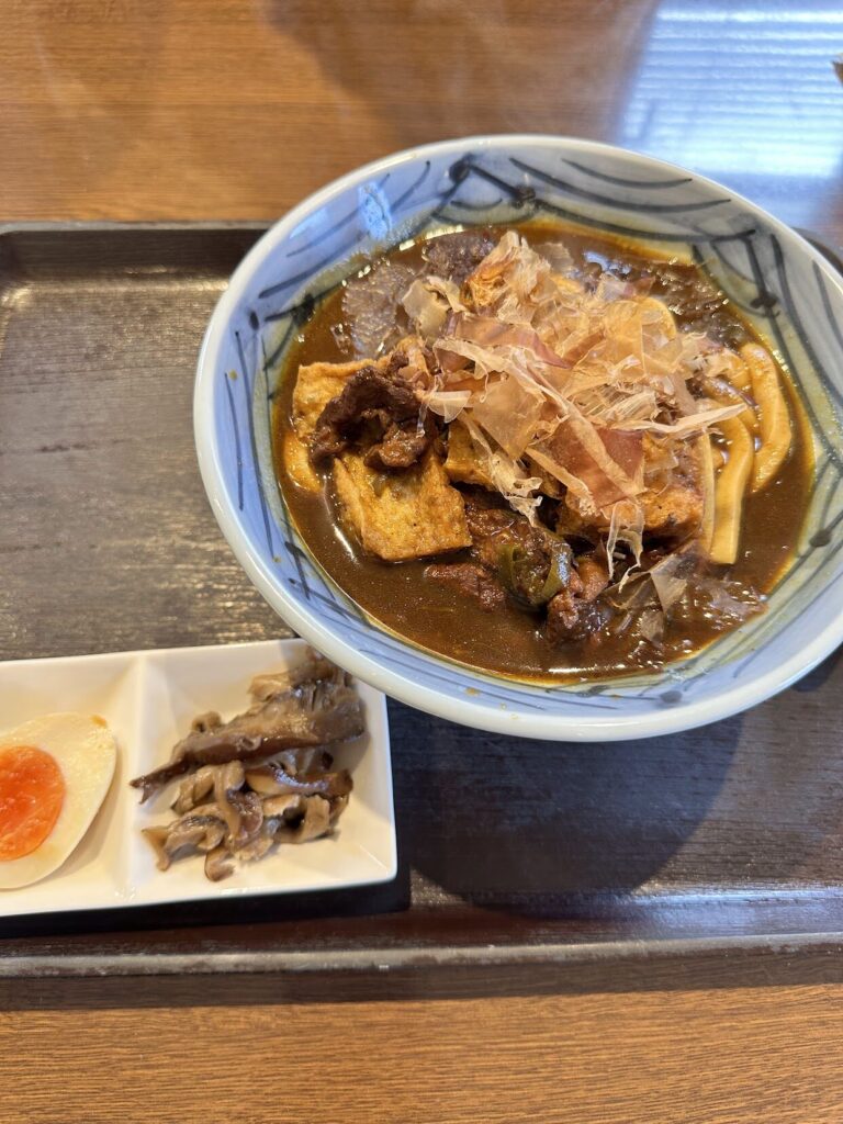 俺が食堂, 静岡,定食屋,ランチ,富士宮,富士,,牛タン, うどん,カレー 静岡グルメ, 人気ランチ,グランパパ,キャンプ,定休日,駐車場,営業時間